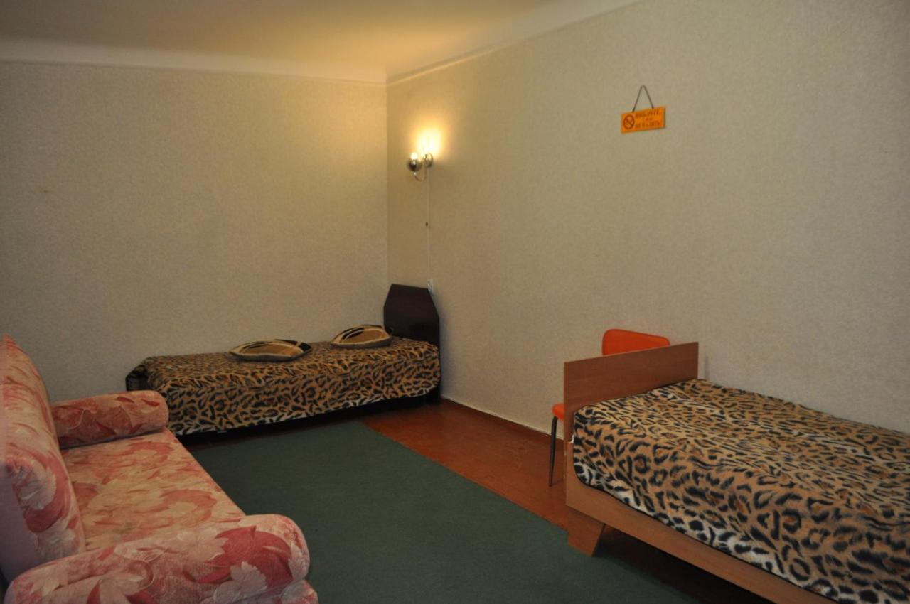 Apartment Near The Bus Station In Krementjuk Exteriör bild